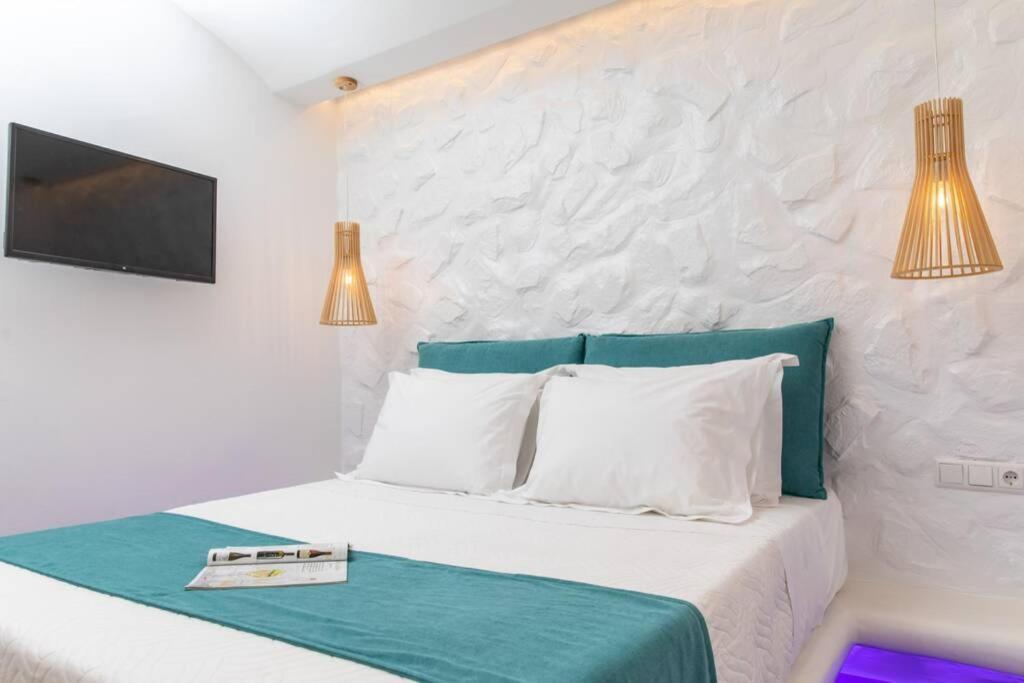 Arktos Luxury * Naxos City